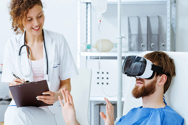 Doctor using VR